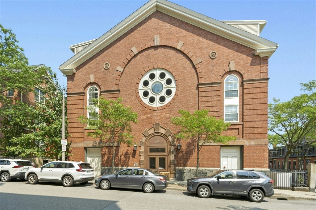 616 East 4th Street, Unit 204 Boston, MA 02127 - Photo 18 of 19