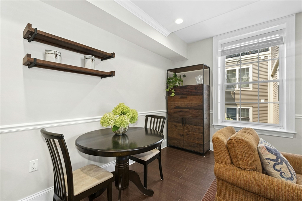 616 East 4th Street, Unit 204 Boston, MA 02127 - Photo 8 of 19