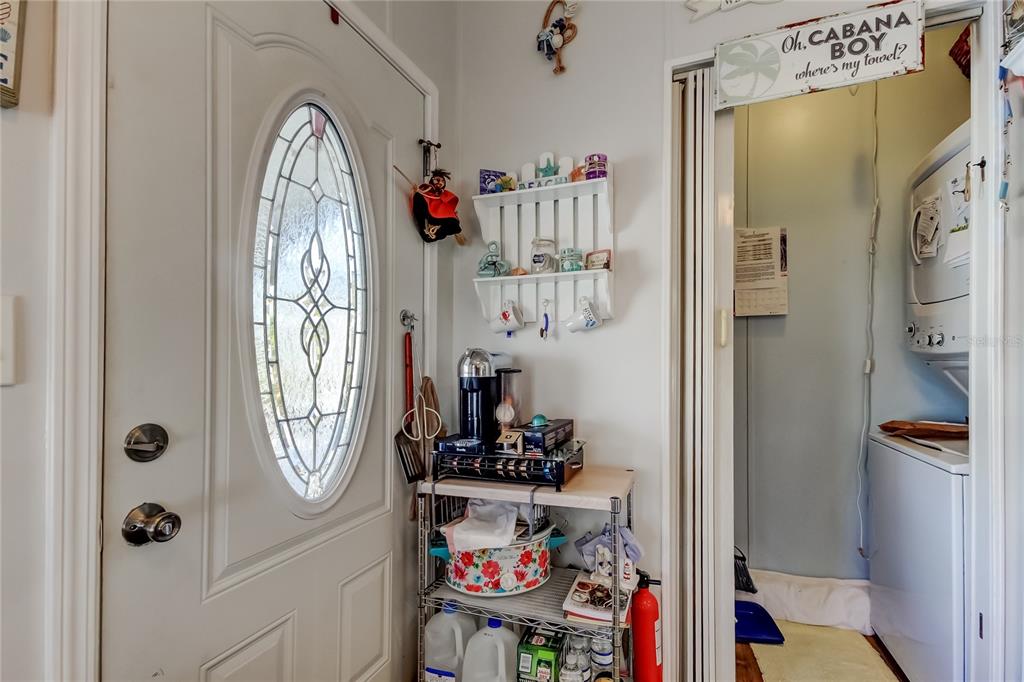 7 Frangipani Circle, Unit 7 Largo, FL 33770 - Photo 21 of 45 a view of bathroom