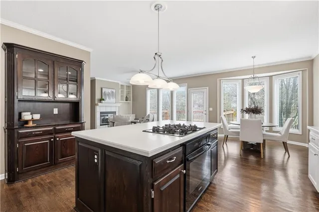 $675,000 | 14213 Parkhill, Overland Park, KS 66221