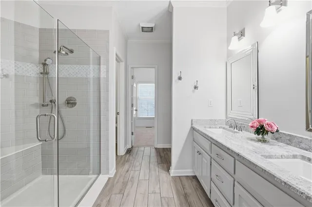 $675,000 | 14213 Parkhill, Overland Park, KS 66221