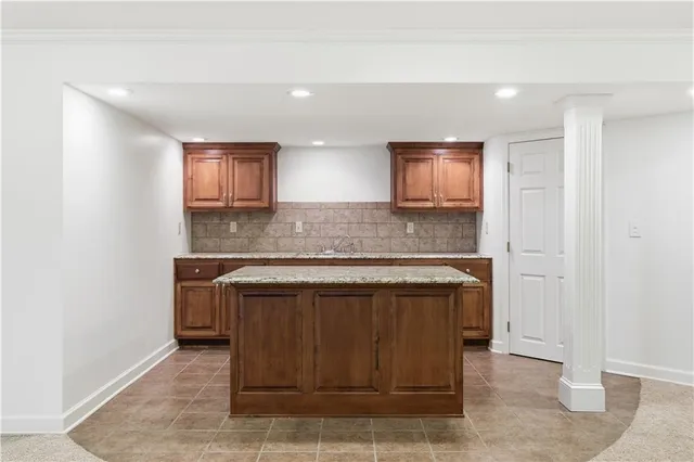 $675,000 | 14213 Parkhill, Overland Park, KS 66221