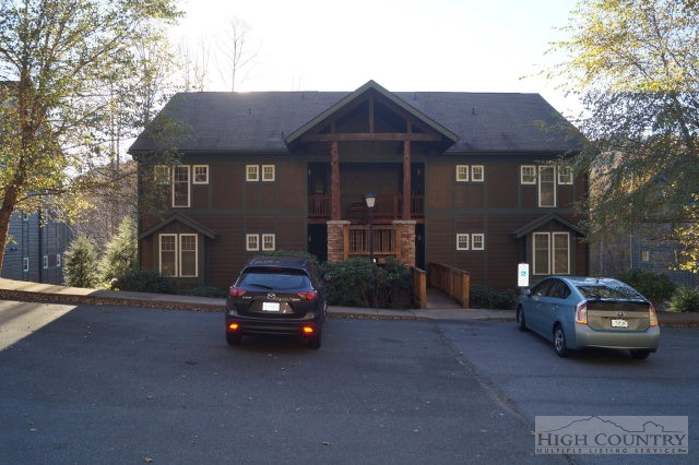 190 Still Lake Road, Unit 321 Banner Elk, NC 28604 - Photo 23 of 27 Gallery Image 23