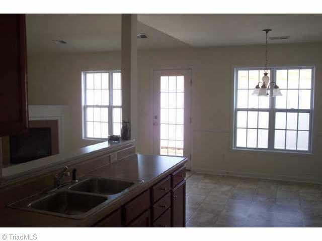105 Brae Ridge Lane King, NC 27021 - Photo 4 of 9 Other. Breakfast Area