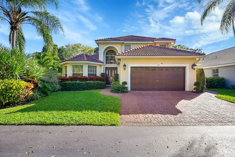 $750,000 | 15 Lawrence Lake Drive, Boynton Beach, FL 33436