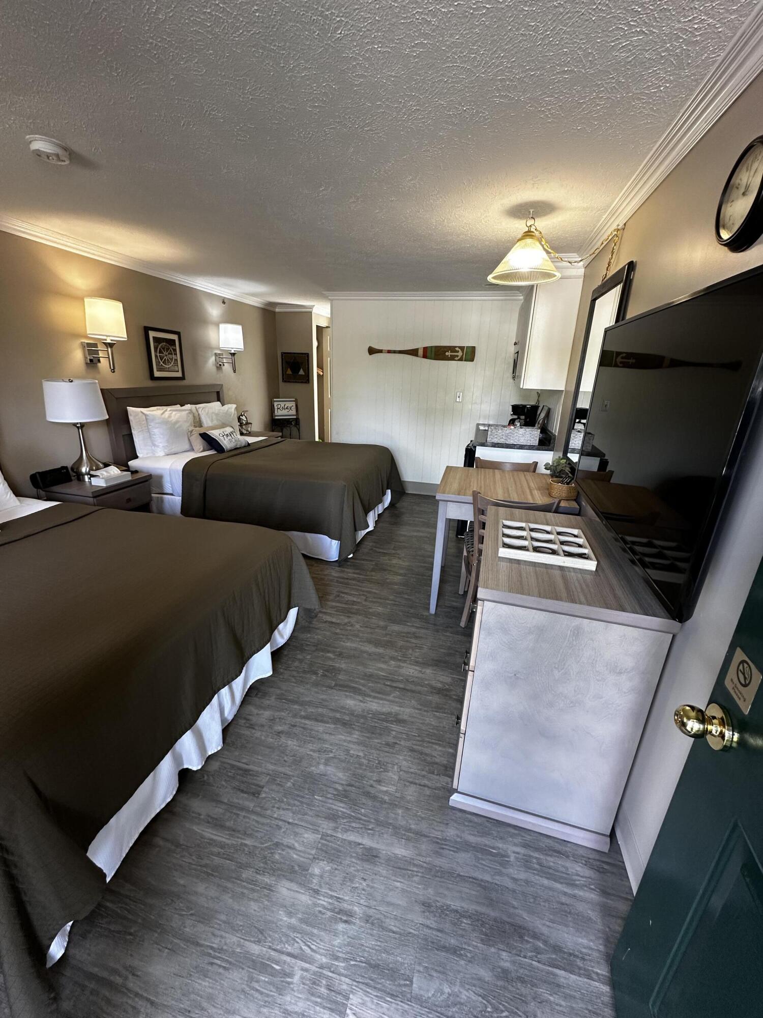 733 Post Road, Unit 124 Wells, ME 04090 - Photo 2 of 24 IMG_9131