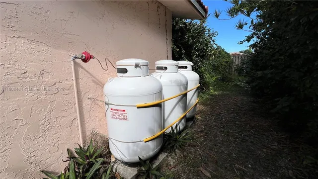 $529,000 | 8535 Northwest 25th Place, Coral Springs, FL 33065