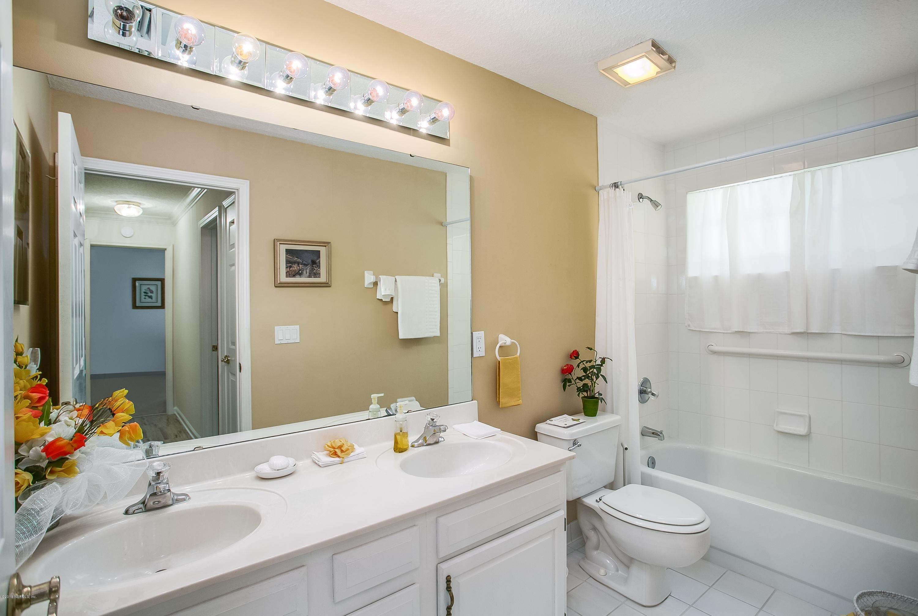 13802 Longs Landing Road East Jacksonville, FL 32225 - Photo 19 of 26 019_Bathroom