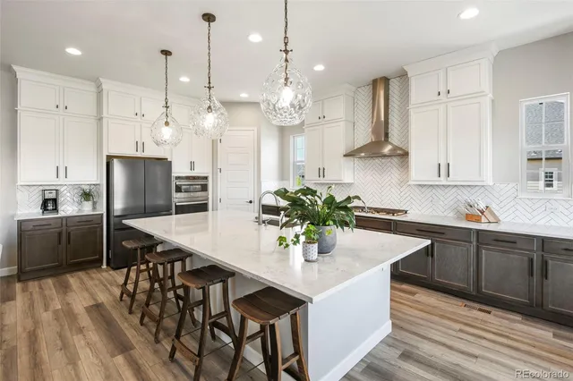 $1,175,000 | 7000 South White Crow Way, Aurora, CO 80016