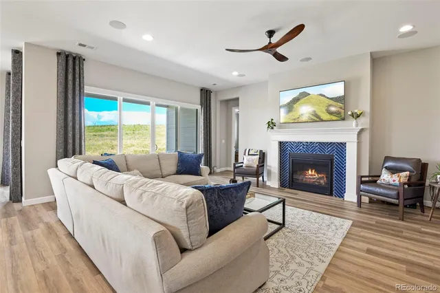 $1,175,000 | 7000 South White Crow Way, Aurora, CO 80016