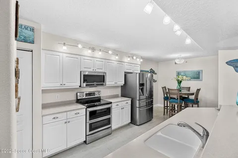 $949,000 | 2075 Florida A1A, Unit 2304B, Indian Harbour Beach, FL 32937