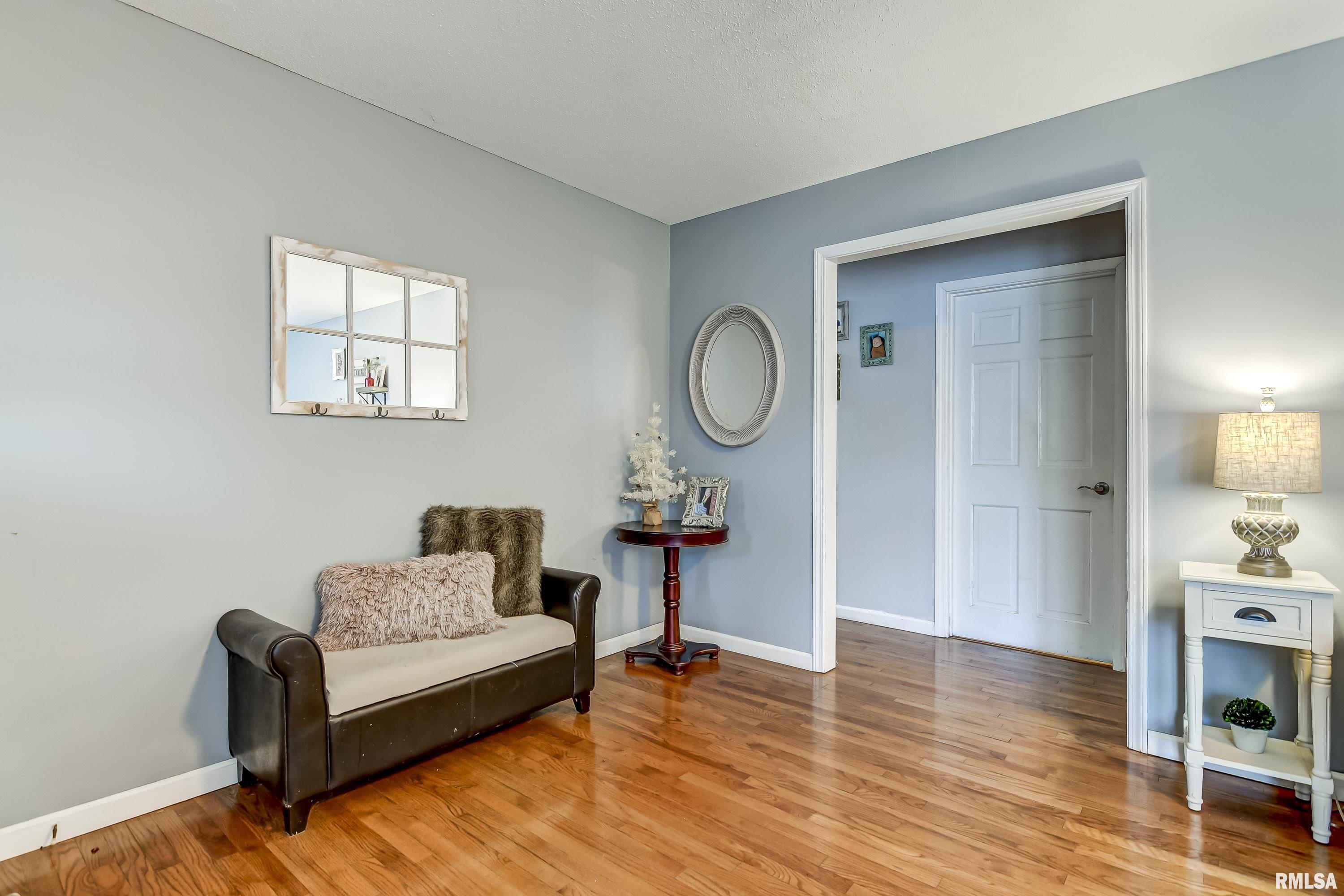 4094 Crocus Drive Springfield, IL 62711 - Photo 5 of 33