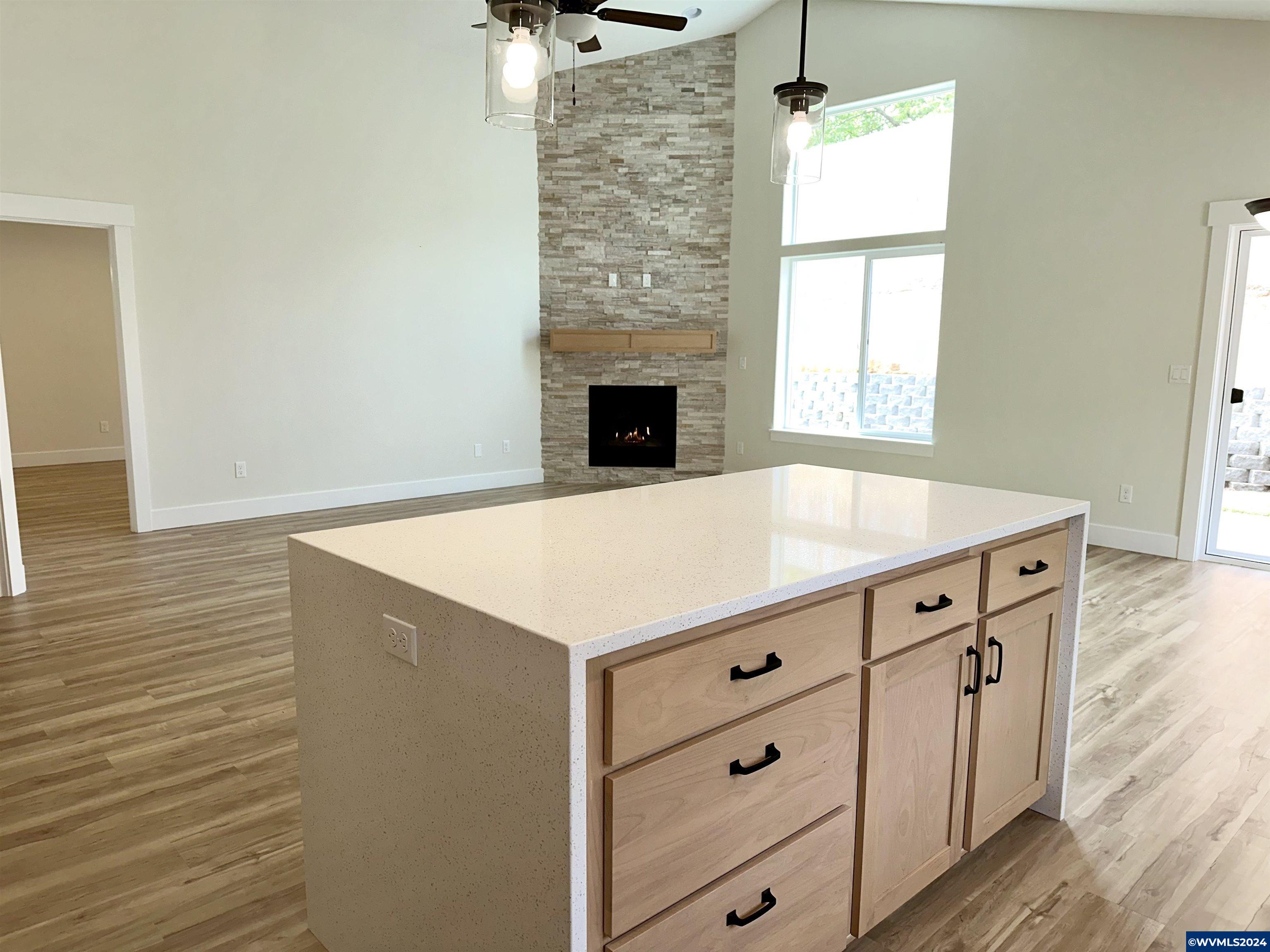 5699 Jeremy Vly Road Southeast Salem, OR 97306 - Photo 10 of 27 Gallery Image 10