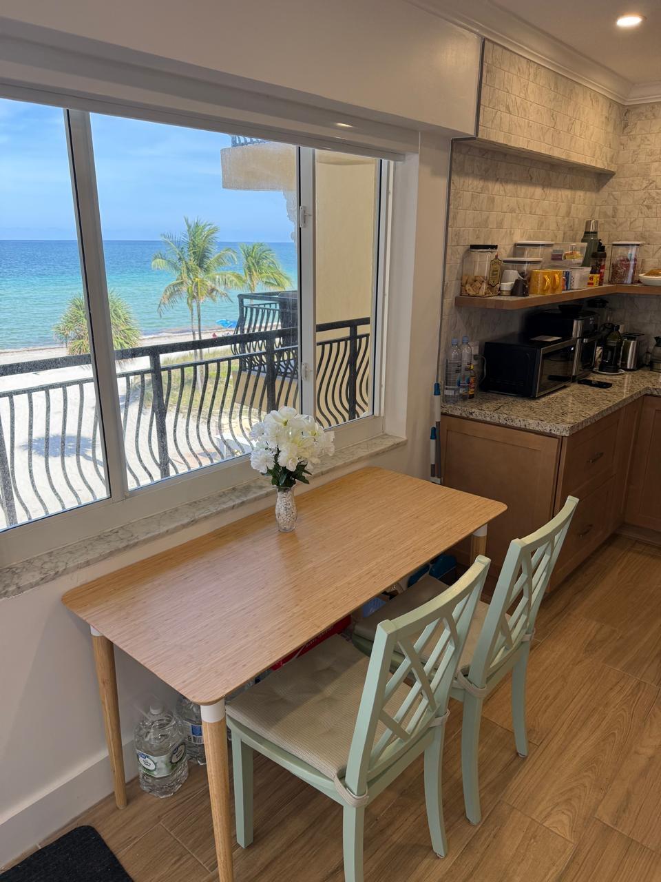 1815 North Surf Road, Unit 402 Hollywood, FL 33019 - Photo 20 of 35 ef7ceb1f-bde9-4649-9c50-d19ea9175617