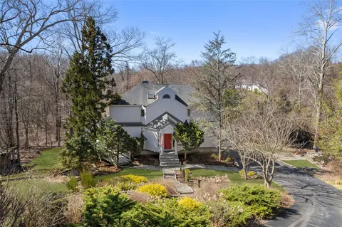 $1,599,000 | 32 Kings Grant Way, Briarcliff Manor, NY 10510