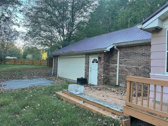 $399,997 | 215 Weaver Hollow Lane, Erin, TN 37061