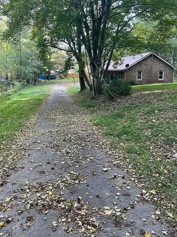 $399,997 | 215 Weaver Hollow Lane, Erin, TN 37061