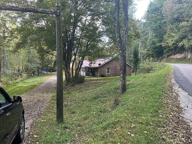 $399,997 | 215 Weaver Hollow Lane, Erin, TN 37061