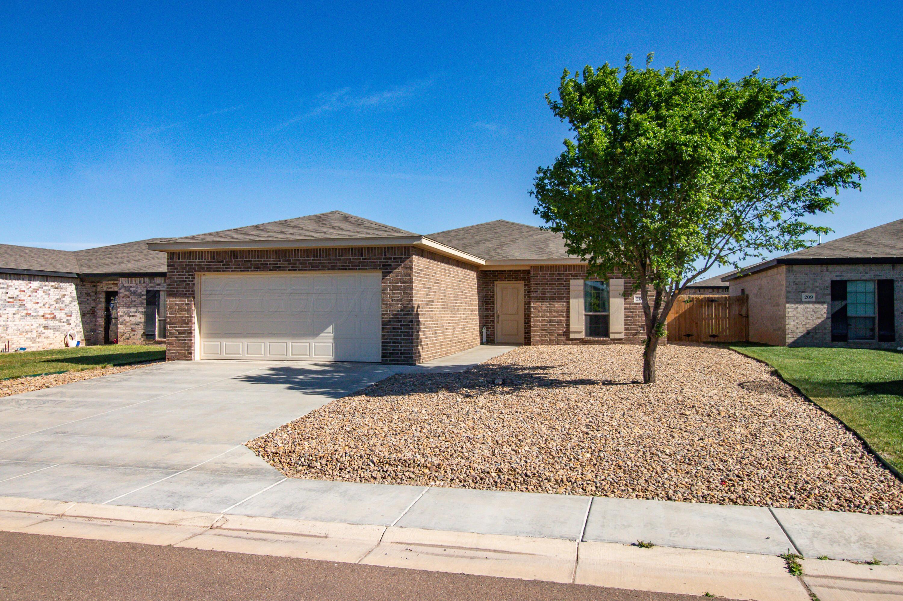 207 Mikeska Street Amarillo, TX 79118 - Photo 3 of 28 1000018814