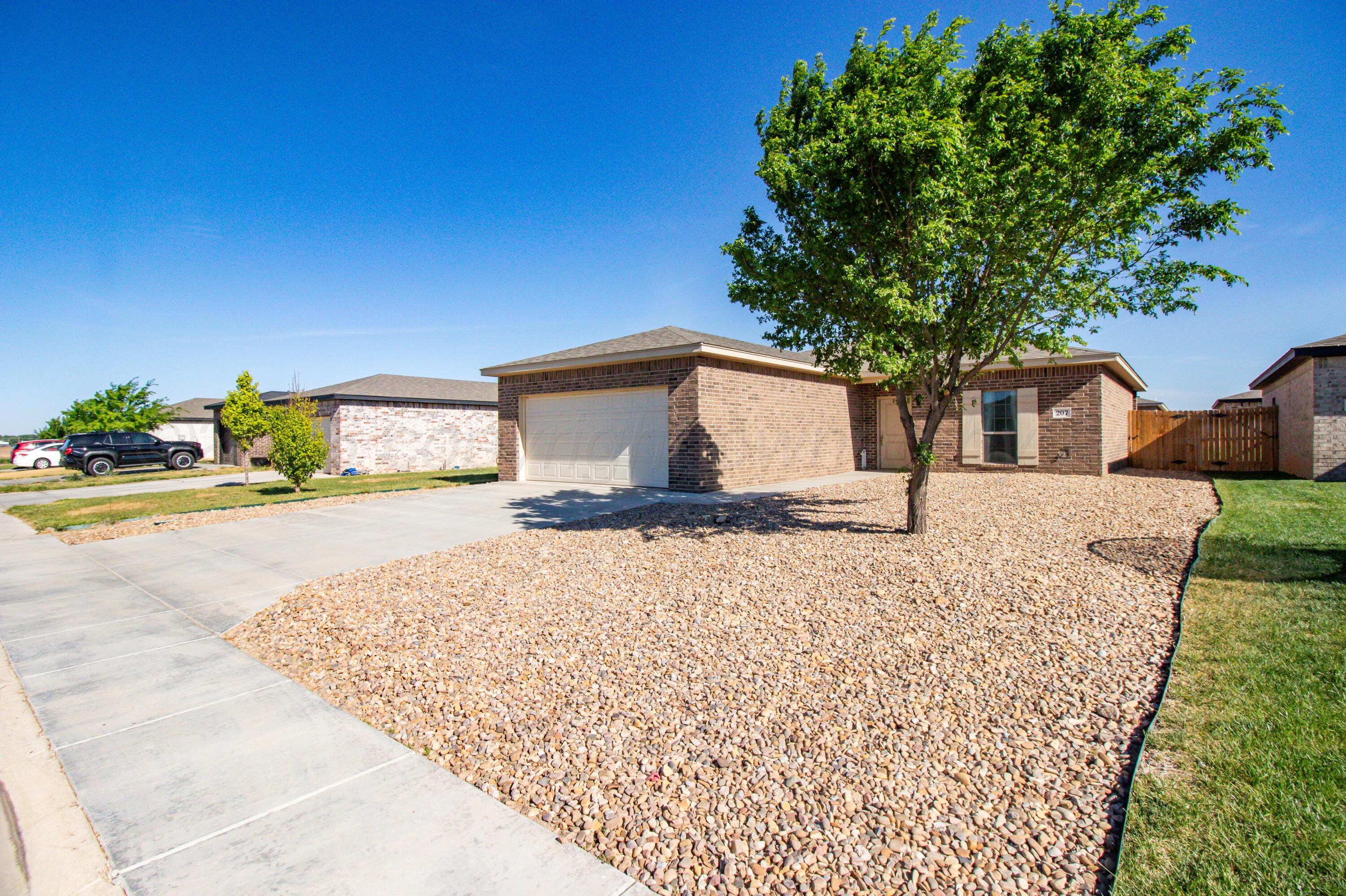207 Mikeska Street Amarillo, TX 79118 - Photo 4 of 28 1000018816