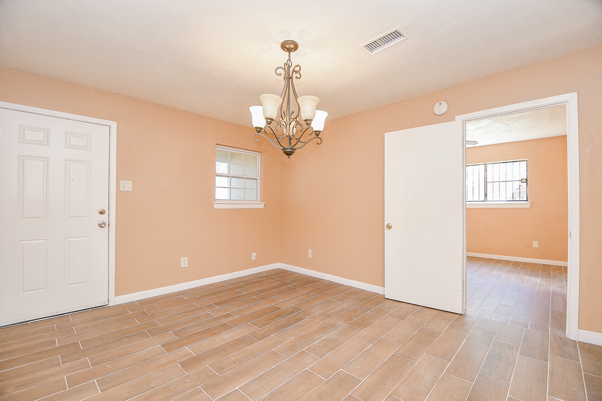 4926 Ridgestone Street Houston, TX 77053 - Photo 13 of 32