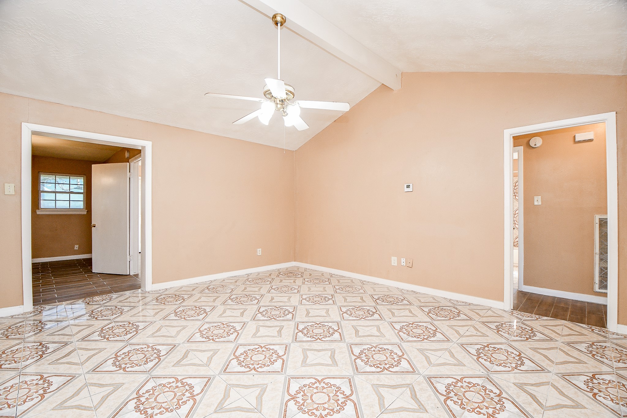 4926 Ridgestone Street Houston, TX 77053 - Photo 5 of 32