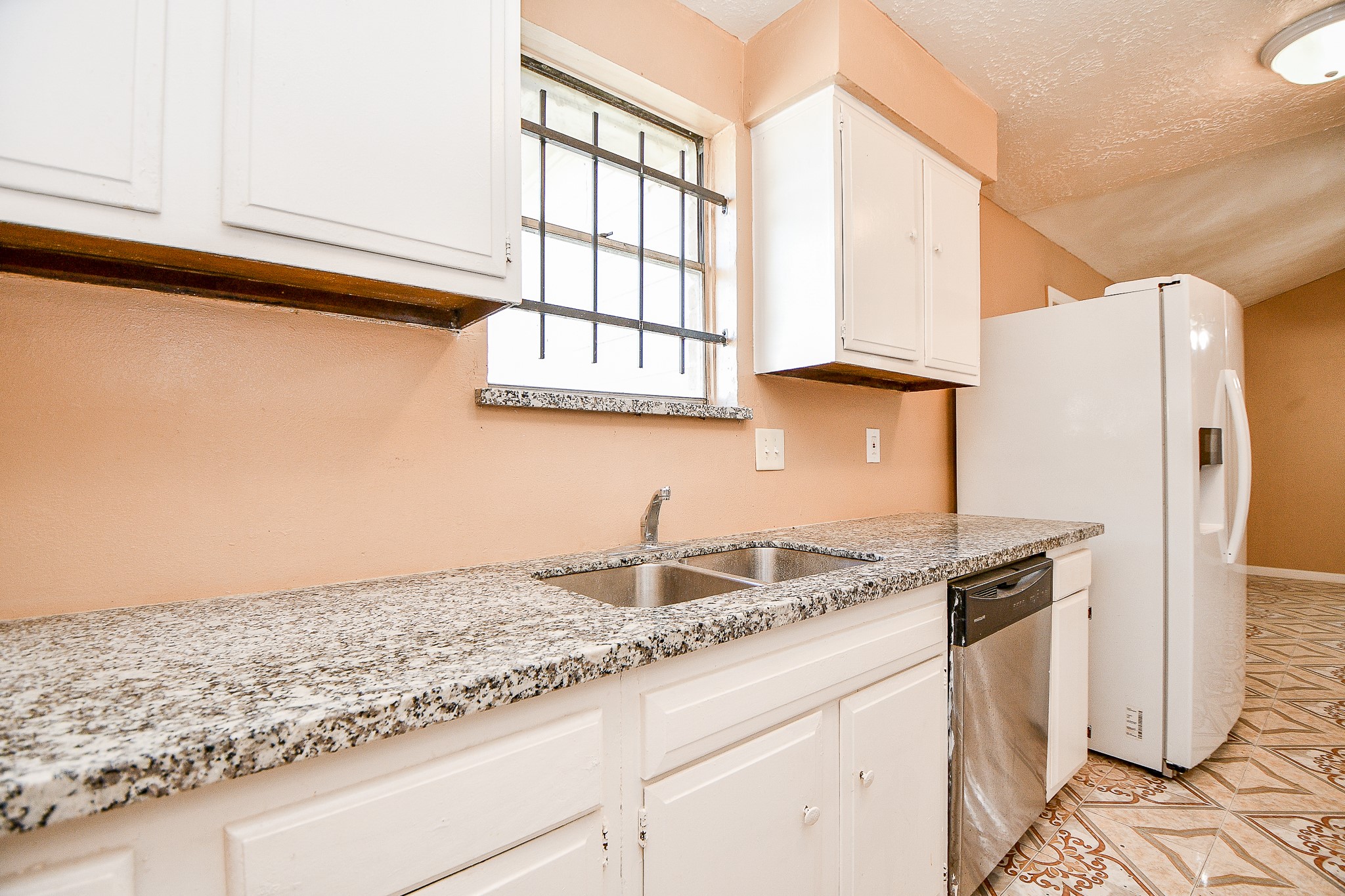 4926 Ridgestone Street Houston, TX 77053 - Photo 9 of 32