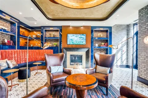 $1,150,000 | 350 Central Avenue, Unit 410, Southlake, TX 76092