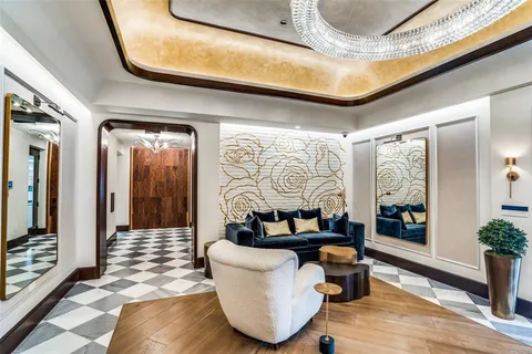 $1,150,000 | 350 Central Avenue, Unit 410, Southlake, TX 76092