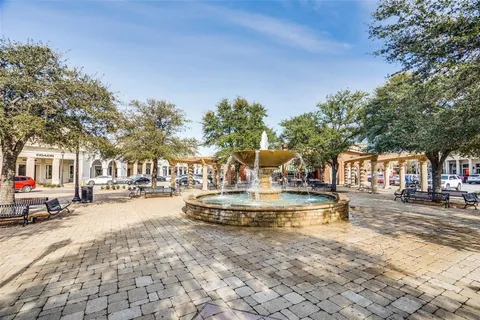 $1,150,000 | 350 Central Avenue, Unit 410, Southlake, TX 76092