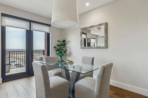 $1,150,000 | 350 Central Avenue, Unit 410, Southlake, TX 76092