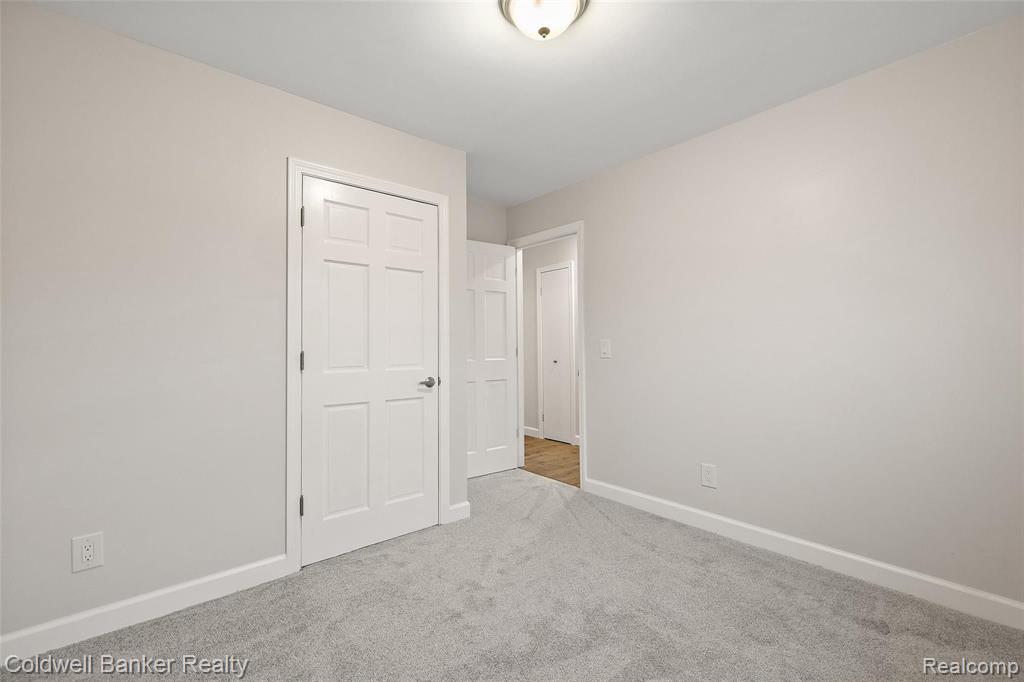 47235 Dequindre Road Rochester Hills, MI 48307 - Photo 20 of 30
