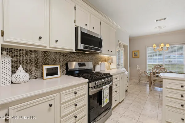 $325,000 | 420 Woodlands Circle, Brandon, MS 39047