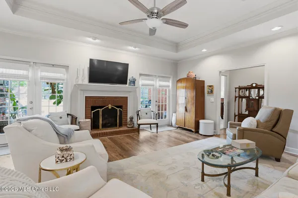 $325,000 | 420 Woodlands Circle, Brandon, MS 39047