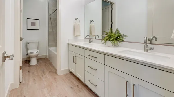 $986,328 | 1675 North Blackwood Avenue, Clovis, CA 93619
