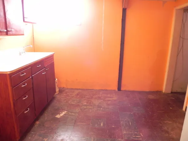 $99,000 | 411 5th Avenue South, Wahpeton, ND 58075