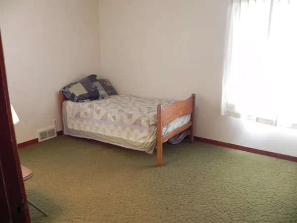 $99,000 | 411 5th Avenue South, Wahpeton, ND 58075