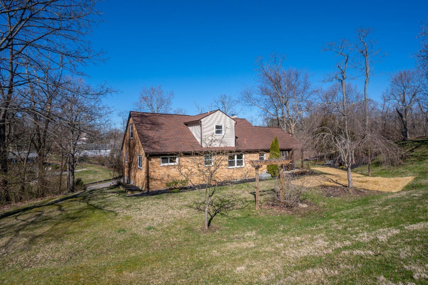 4170 Hubble Road Cincinnati, OH 45247 - Photo 23 of 27