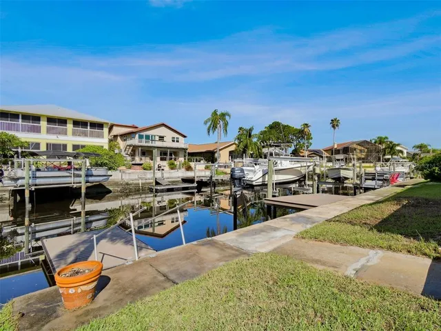 $4,900 | 6241 Bayside Drive, New Port Richey, FL 34652