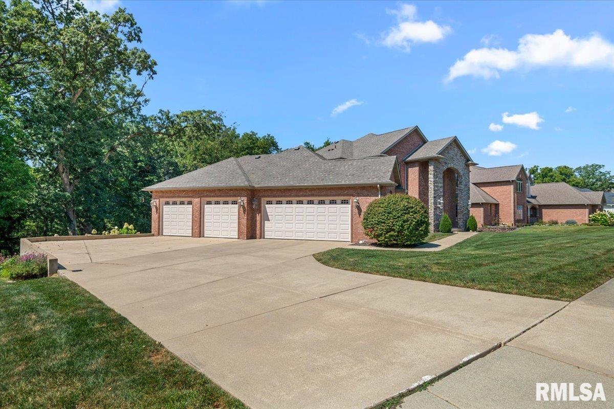 47 Woodland Trail Rochester, IL 62563 - Photo 4 of 81 Gallery Image 4