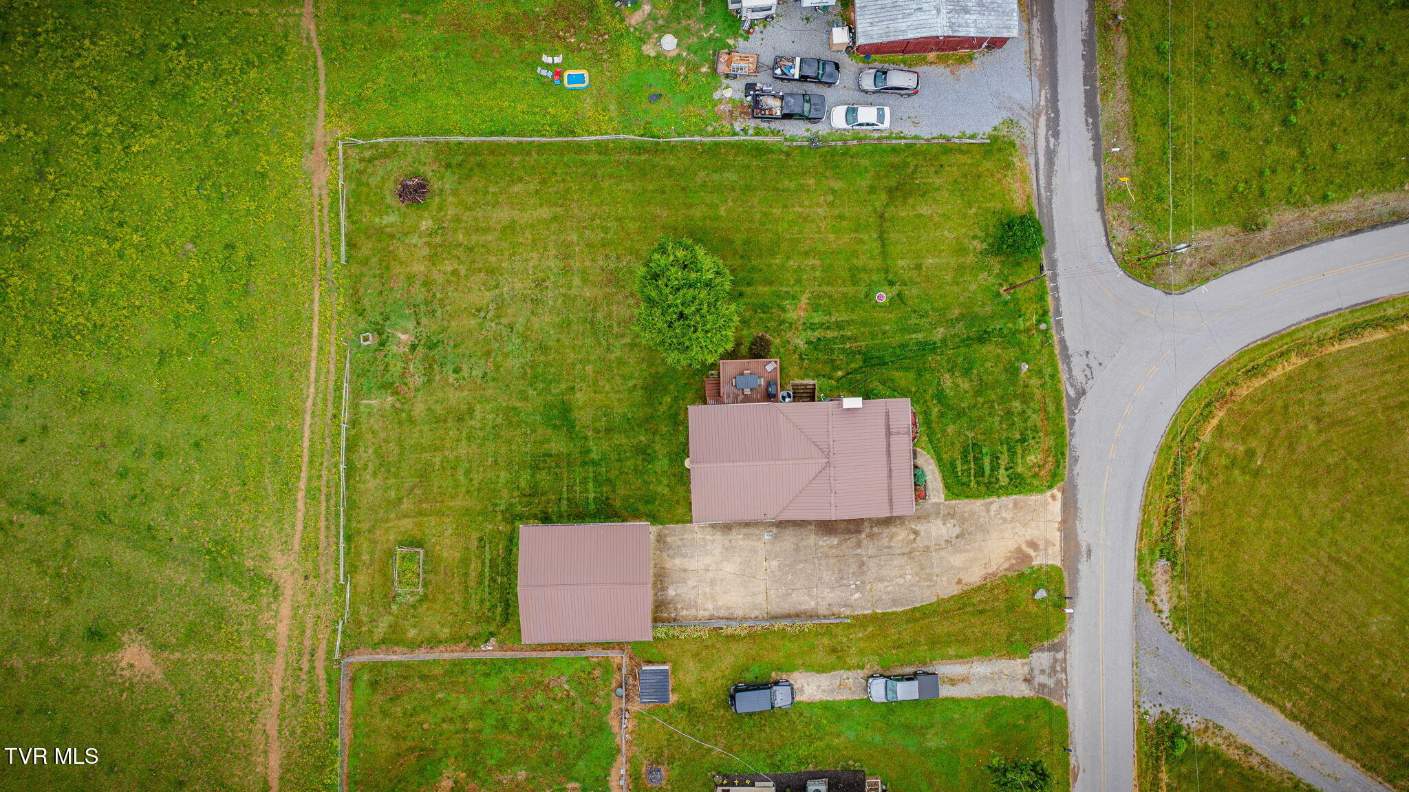 241 Donald Broyles Road Chuckey, TN 37641 - Photo 30 of 31 105