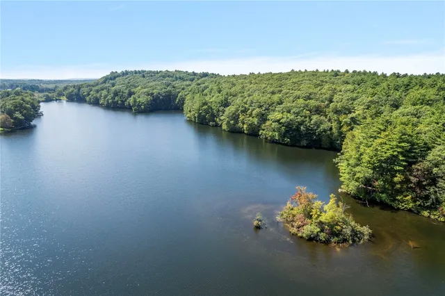 $780,000 | 56 Pine Ledge Road, Glocester, RI 02857