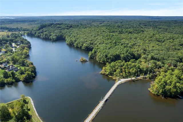 $780,000 | 56 Pine Ledge Road, Glocester, RI 02857