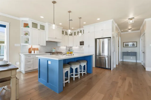 $1,050,000 | 4027 Silver Reef Court, Galveston, TX 77554