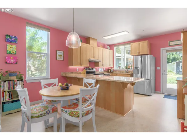 $544,500 | 172 Oakleigh Lane, Unit 513, Eugene, OR 97404