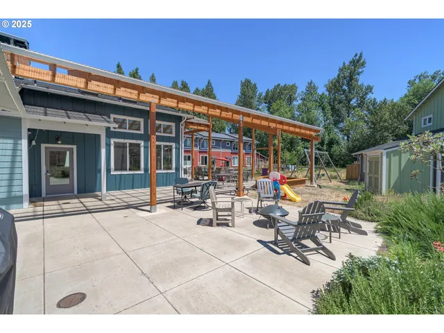 $544,500 | 172 Oakleigh Lane, Unit 513, Eugene, OR 97404