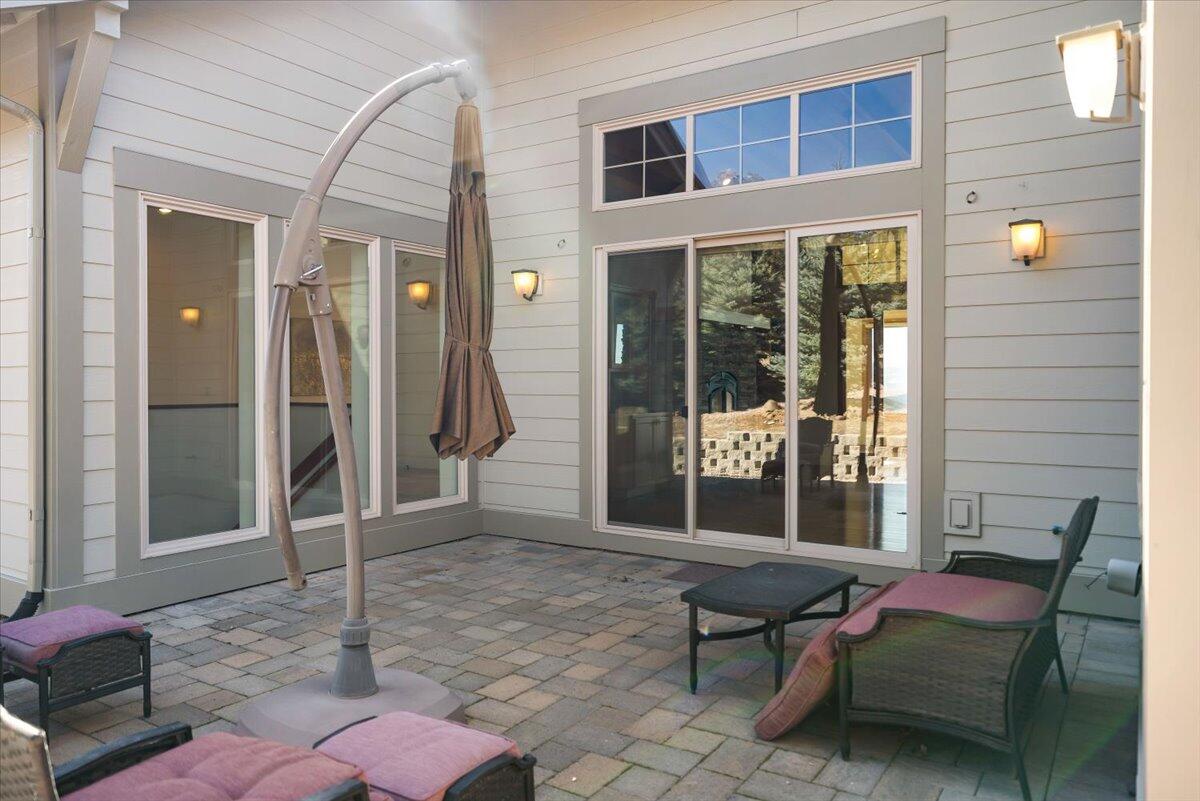 1004 Highland View Loop Redmond, OR 97756 - Photo 51 of 95 63-DSC06189