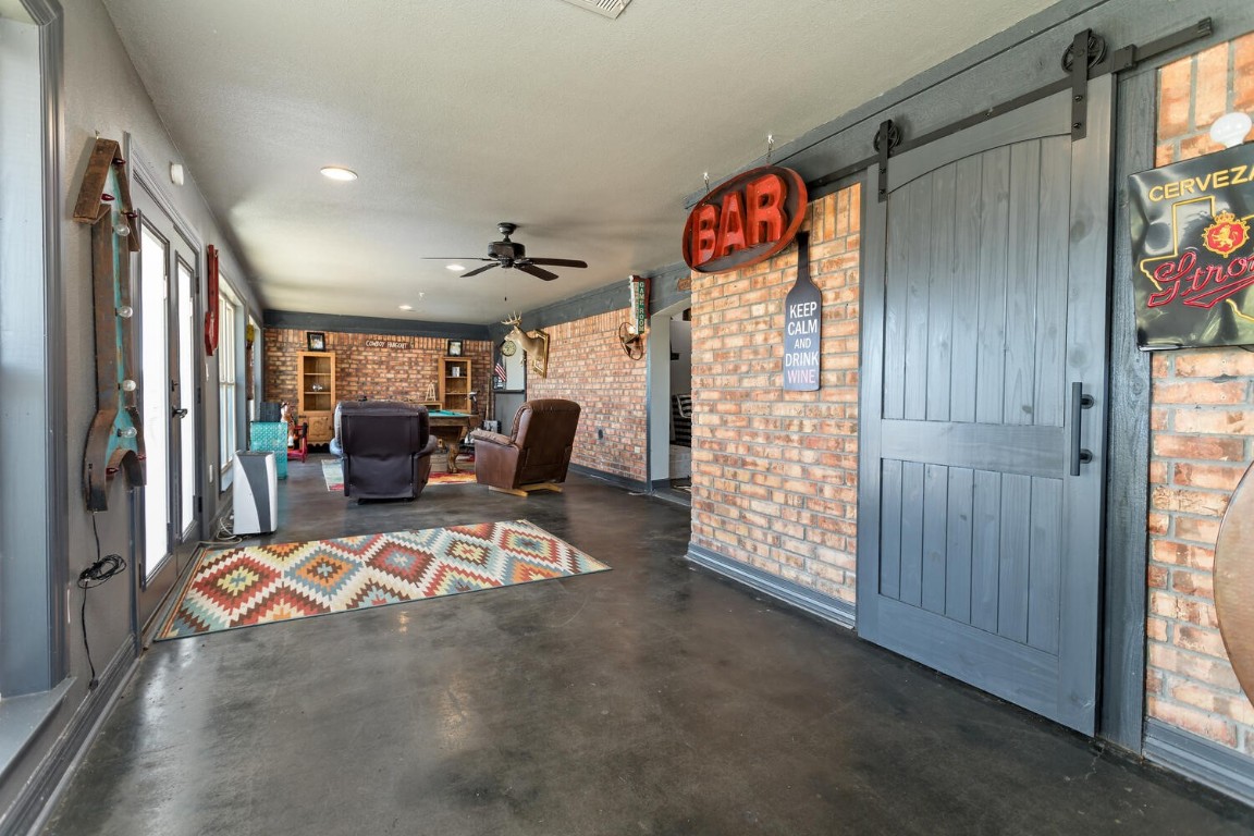 909 Turner Road Beaumont, TX 77713 - Photo 16 of 43 a view of livingroom with furniture and windows