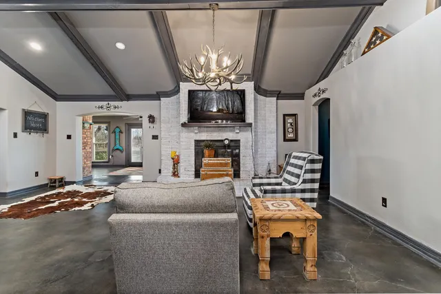 $510,000 | 909 Turner Road, Beaumont, TX 77713