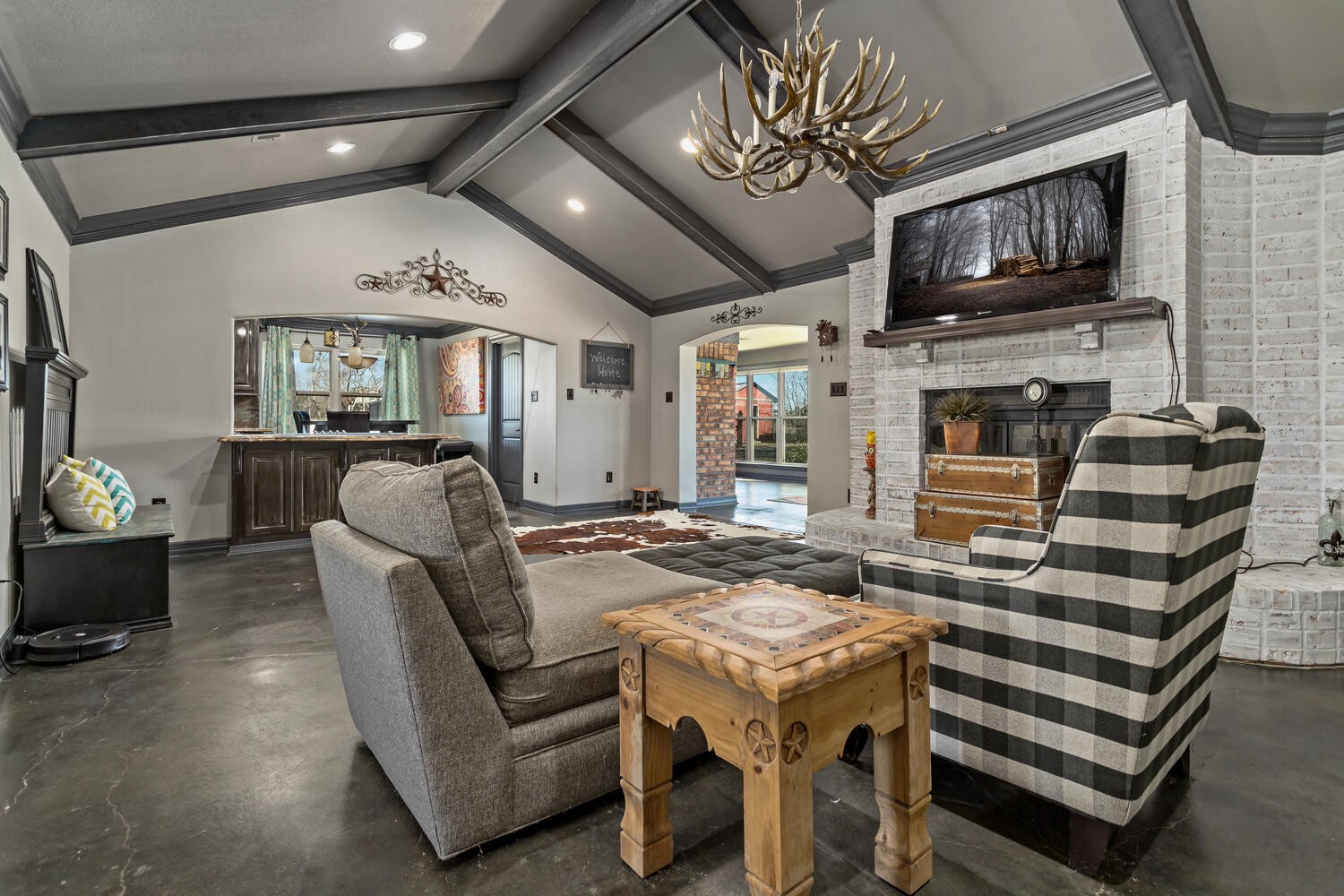 909 Turner Road Beaumont, TX 77713 - Photo 8 of 43